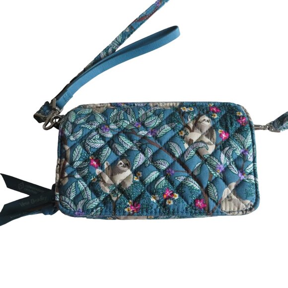 ⭐️🎉HP2🎉⭐️ Vera Bradley - All in One Crossbody Bag in Hanging Around (2021) EUC - Picture 4 of 11